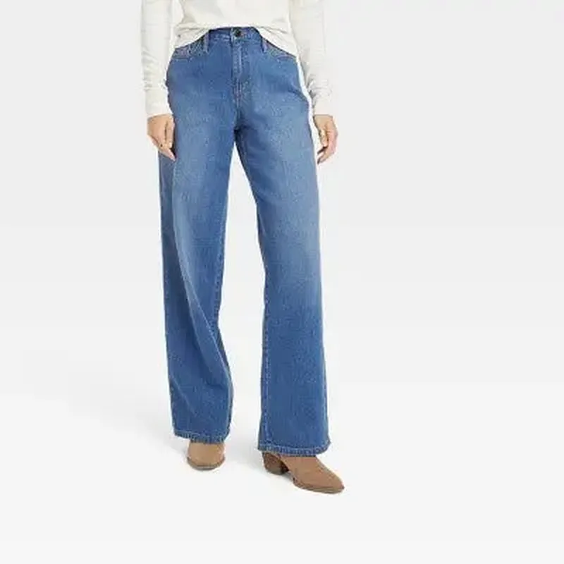 High-Rise Wide-Leg Jeans